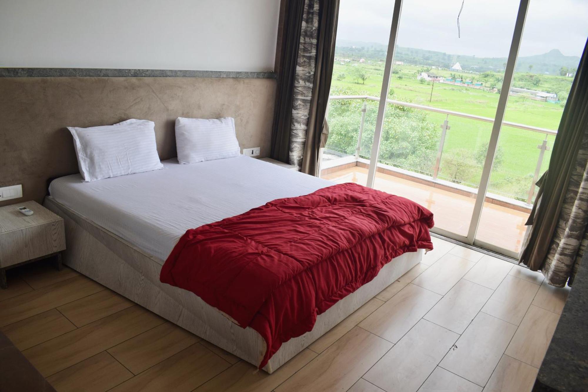 Capetown Resort Igatpuri Exterior photo